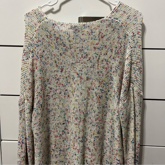 H&M Multicolor V Neck Sweater - Picture 3 of 4